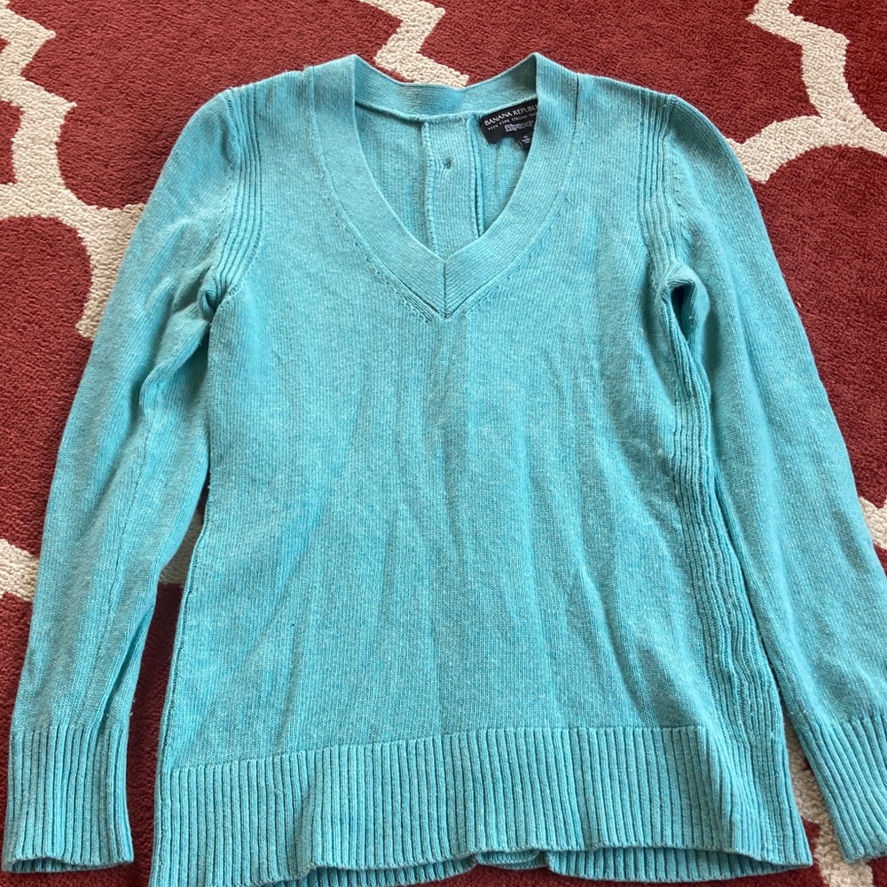 Banana Republic Teal Knit V-Neck Merino Wool Sweater